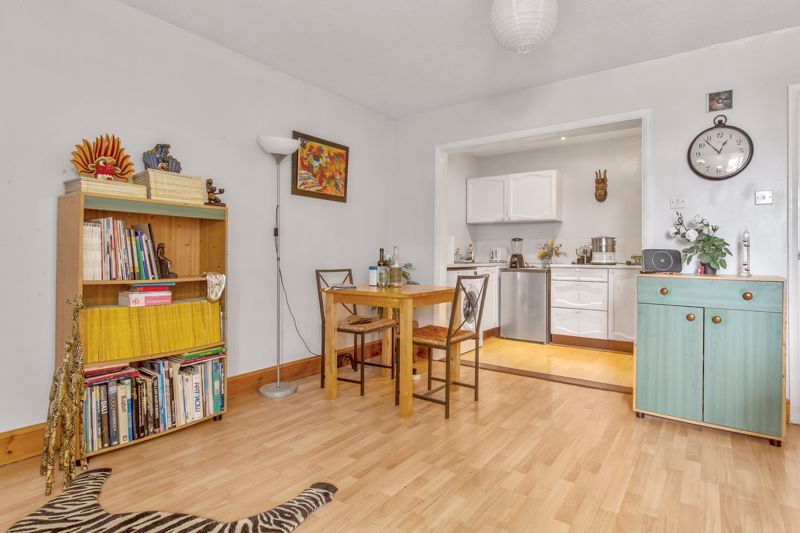 Property photo 2 of 11 Photo 2