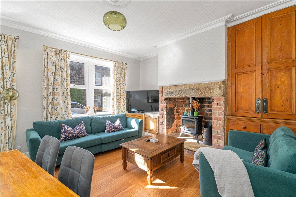 Property photo 2 of 12 Living Room