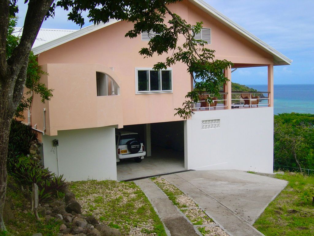 Property photo 3 of 18