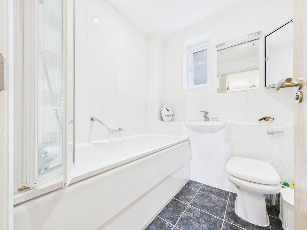 Additional image 14 of 2 bed flat for saleAlta Vista Road, Paignton TQ4