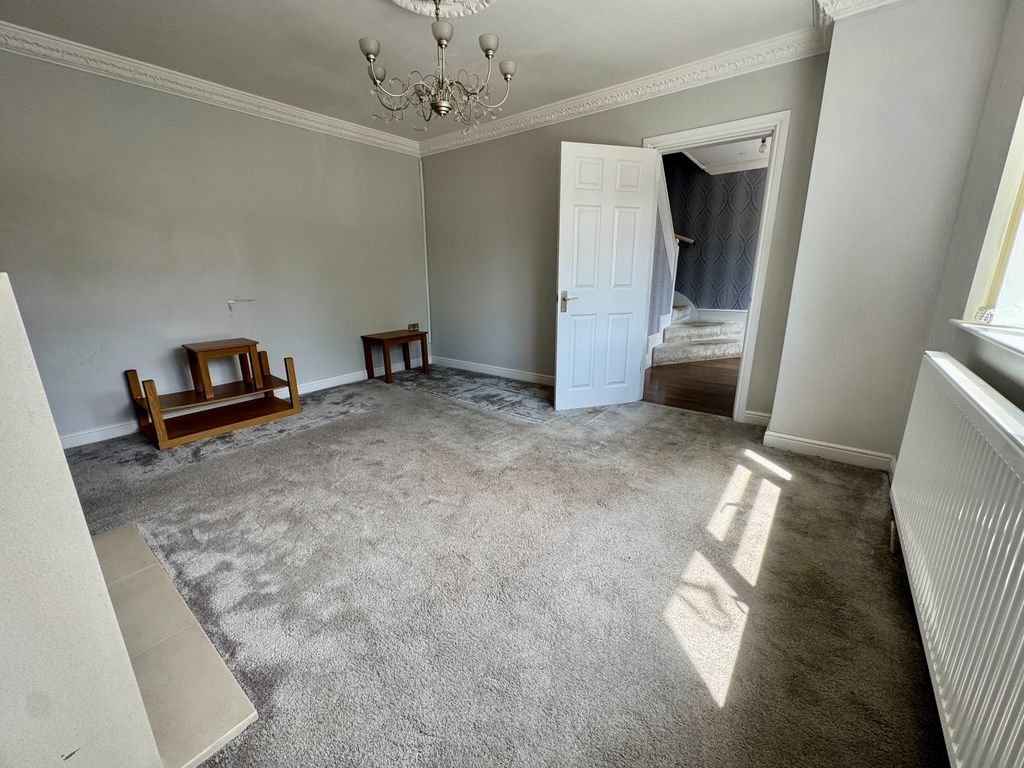 Property photo 3 of 29