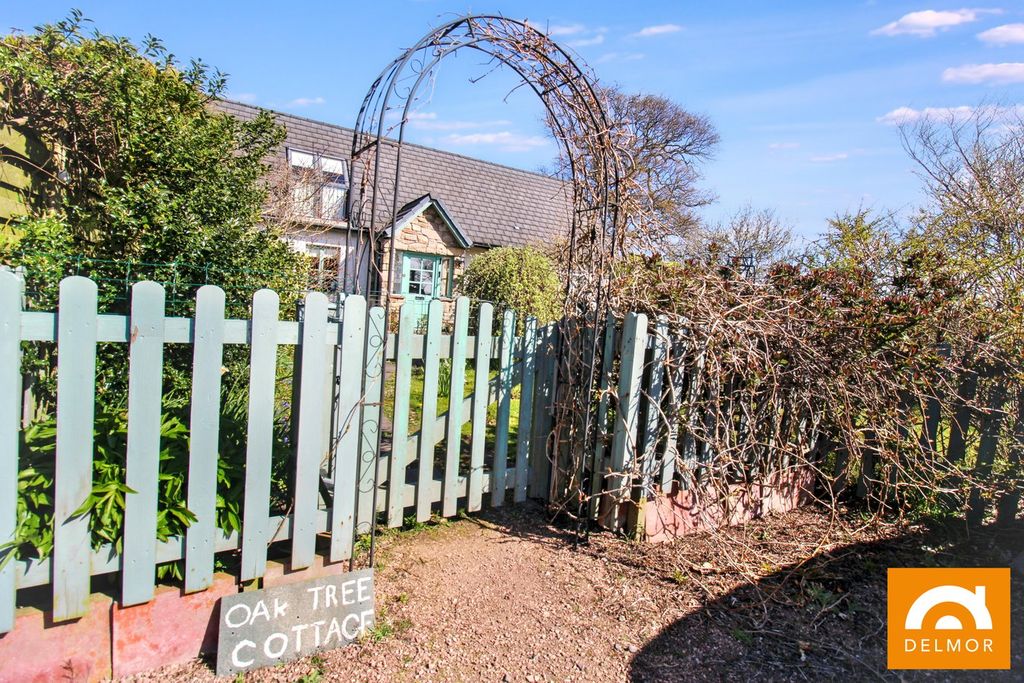 Property photo 3 of 27