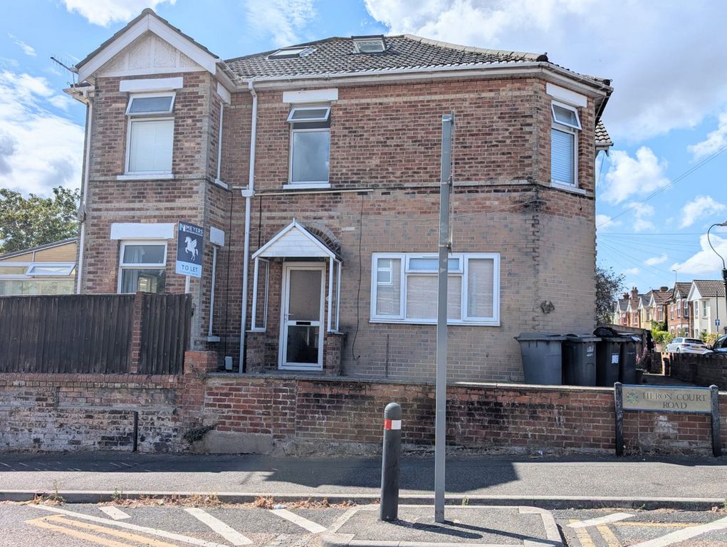 Property photo 2 of 3