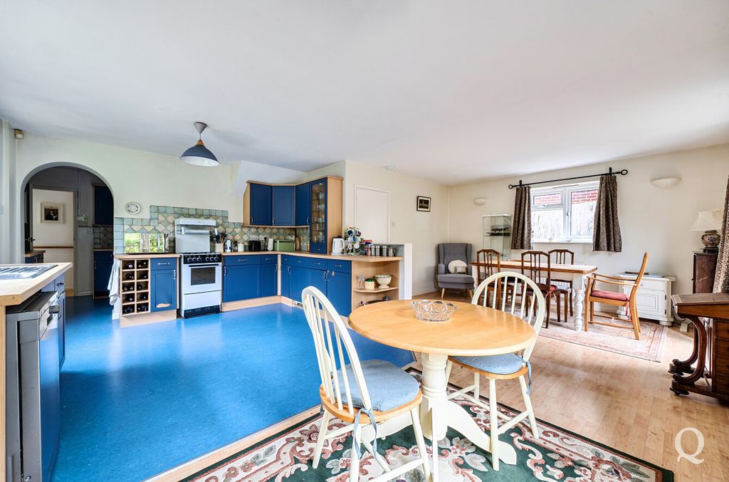 Property photo 3 of 24 43Ca28F5-49A8-405...