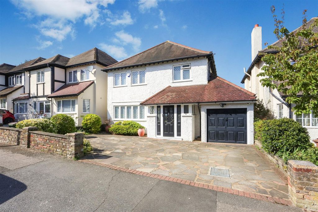 Property photo 1 of 28 1683675565 - 2.Jpg