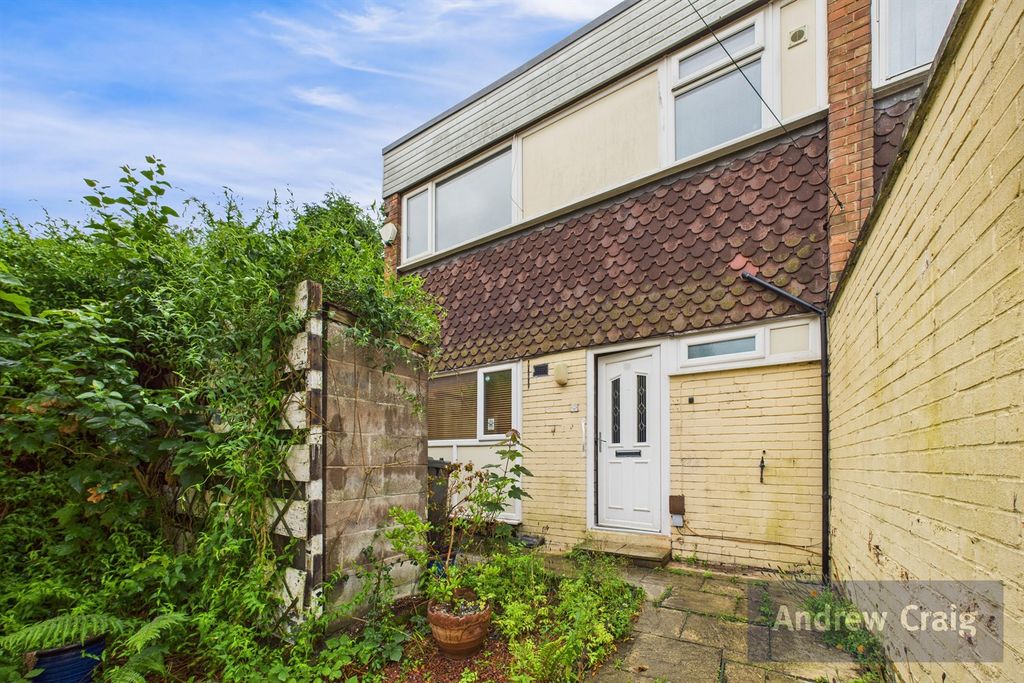 Property photo 1 of 17 (Main)