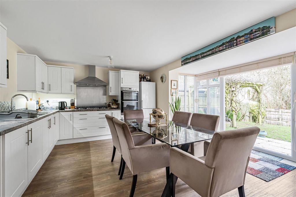 Property photo 3 of 26 19_76269.Jpg