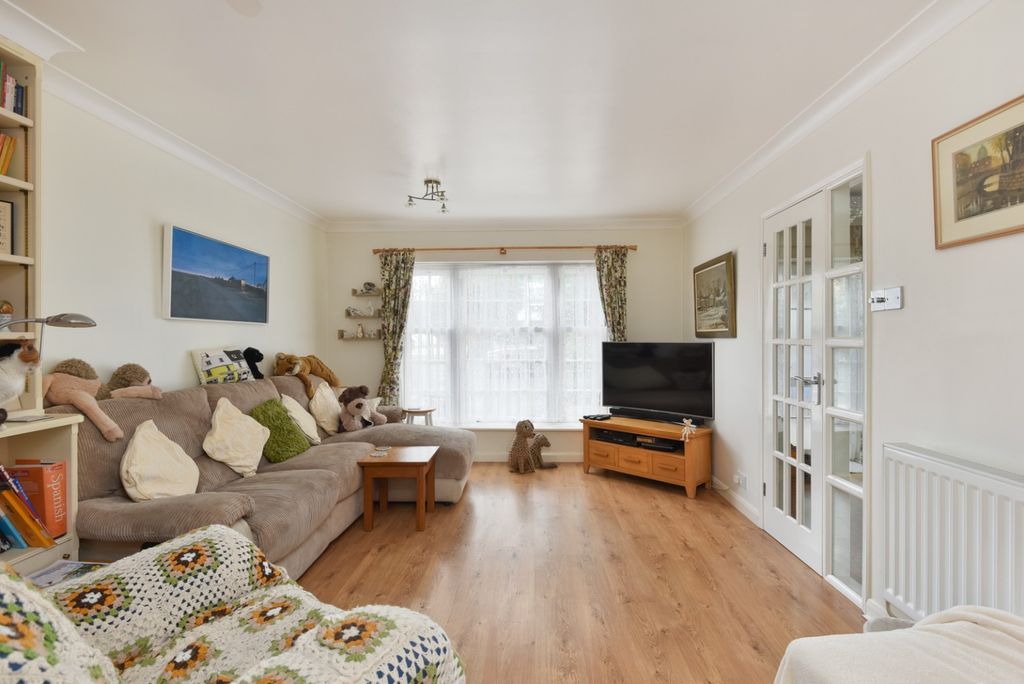 Property photo 3 of 24 41410613