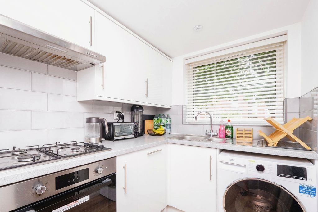 Property photo 3 of 17 Photography