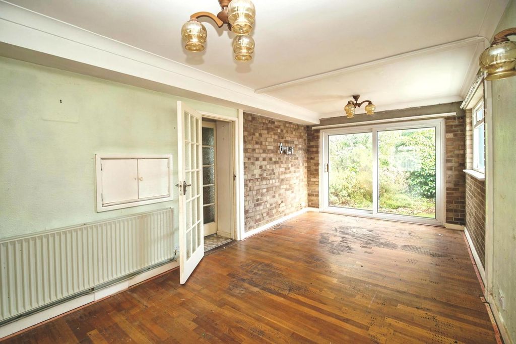 Property photo 3 of 22 Pbox-Img.Jpg