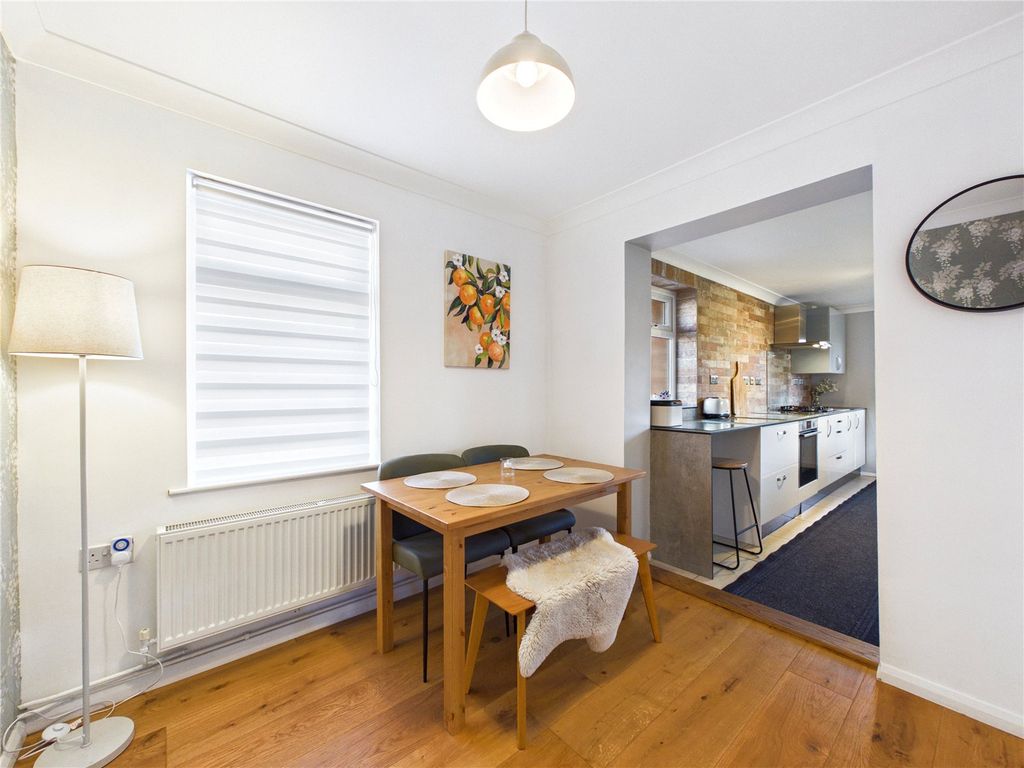 Property photo 3 of 11 Picture No. 06