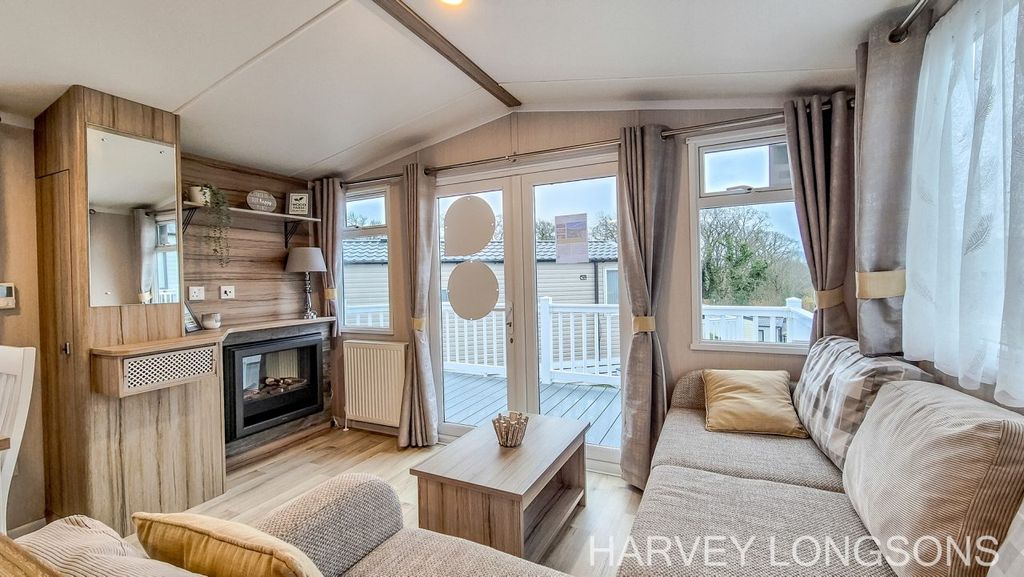 Property photo 3 of 22 Swift Atlantique 10