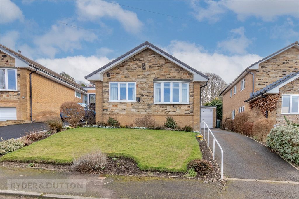 Property photo 1 of 20 Front