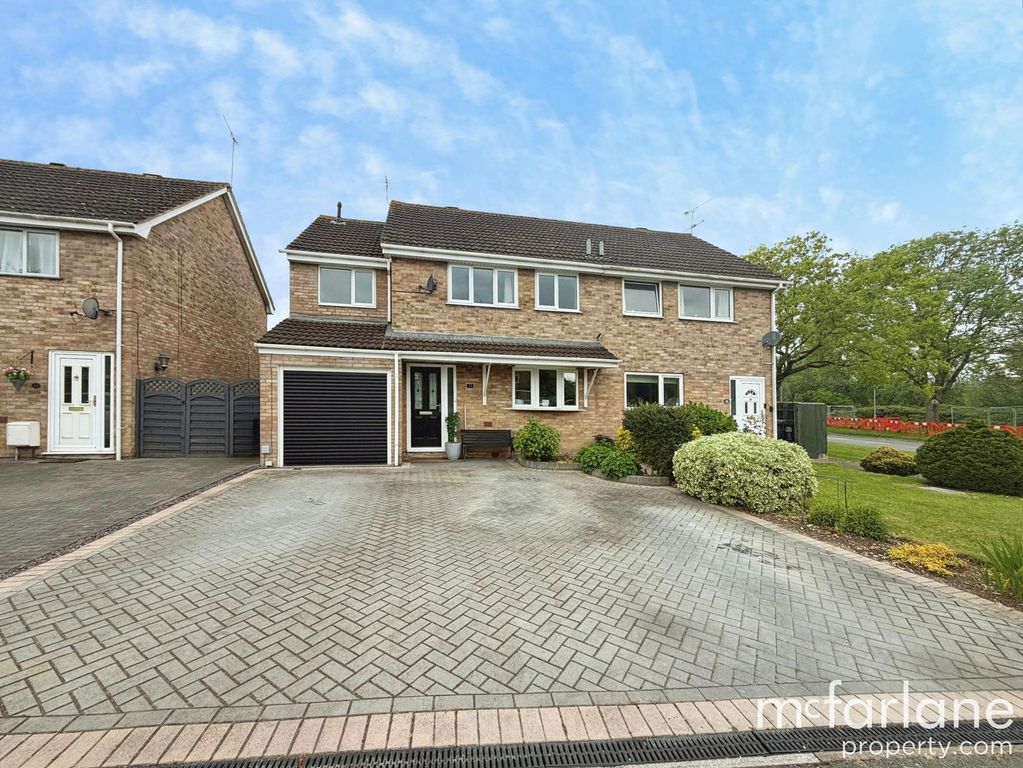 Property photo 1 of 26