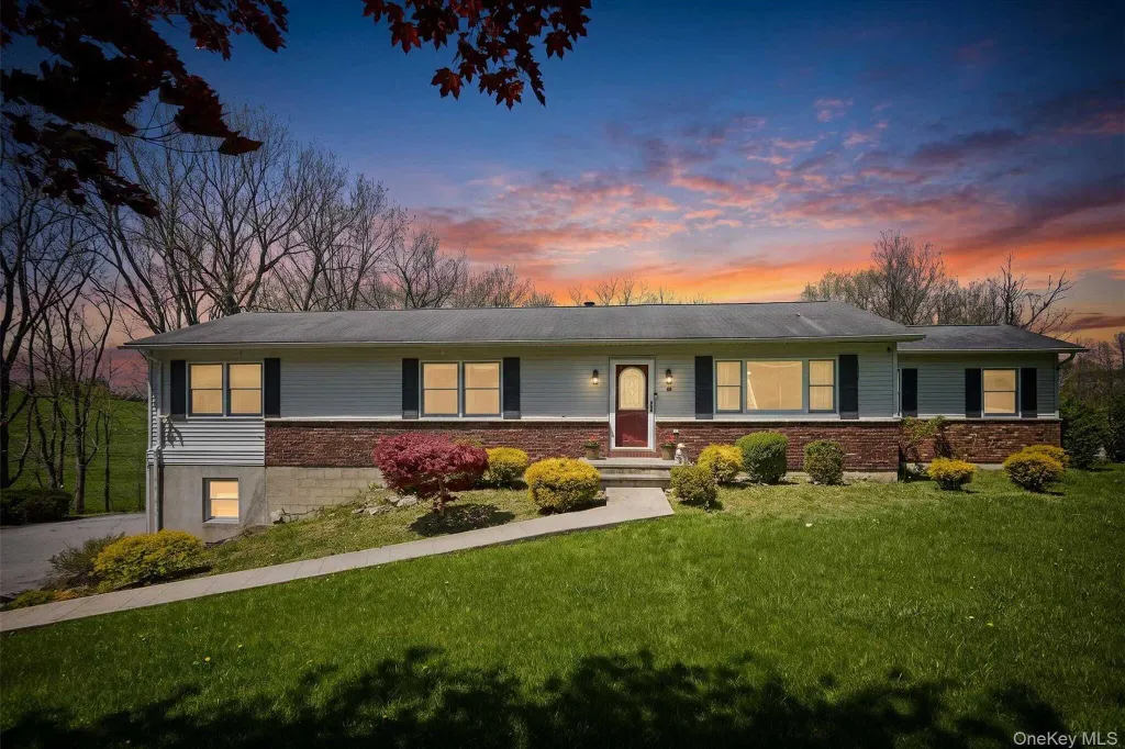 Property photo 1 of 31