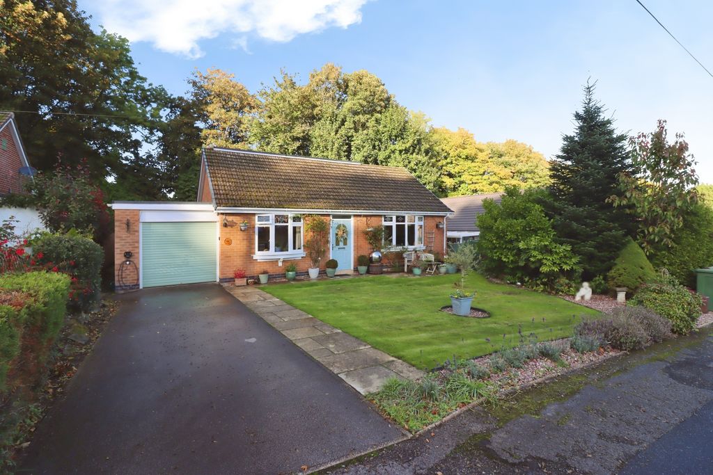 Property photo 1 of 30 1000000826