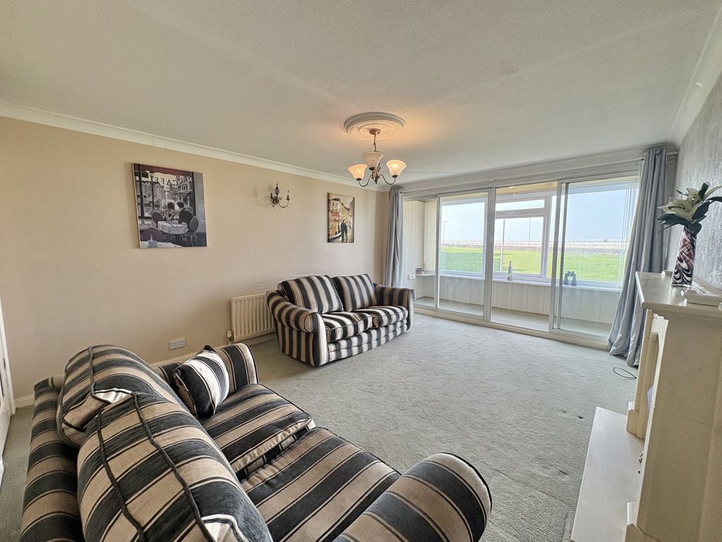 Property photo 3 of 24