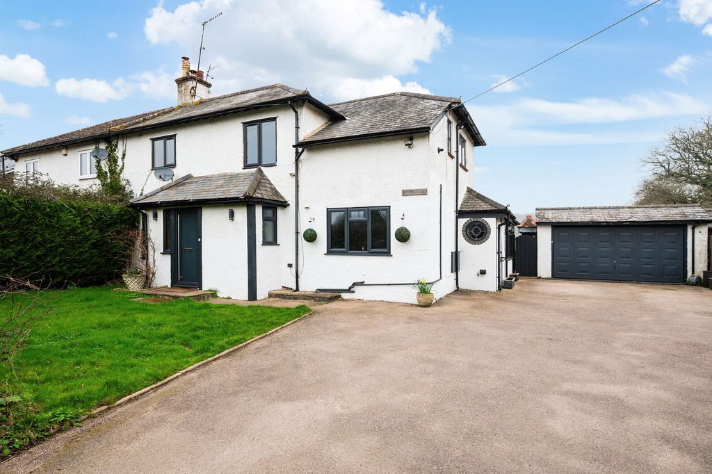 Property photo 1 of 27