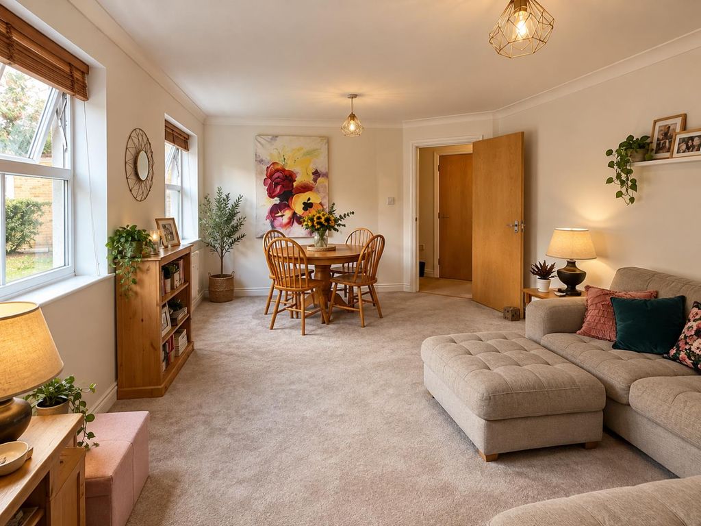 Property photo 2 of 12 00.Png