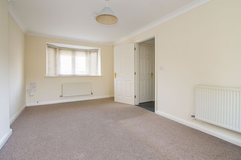 Property photo 3 of 18 Photo 2