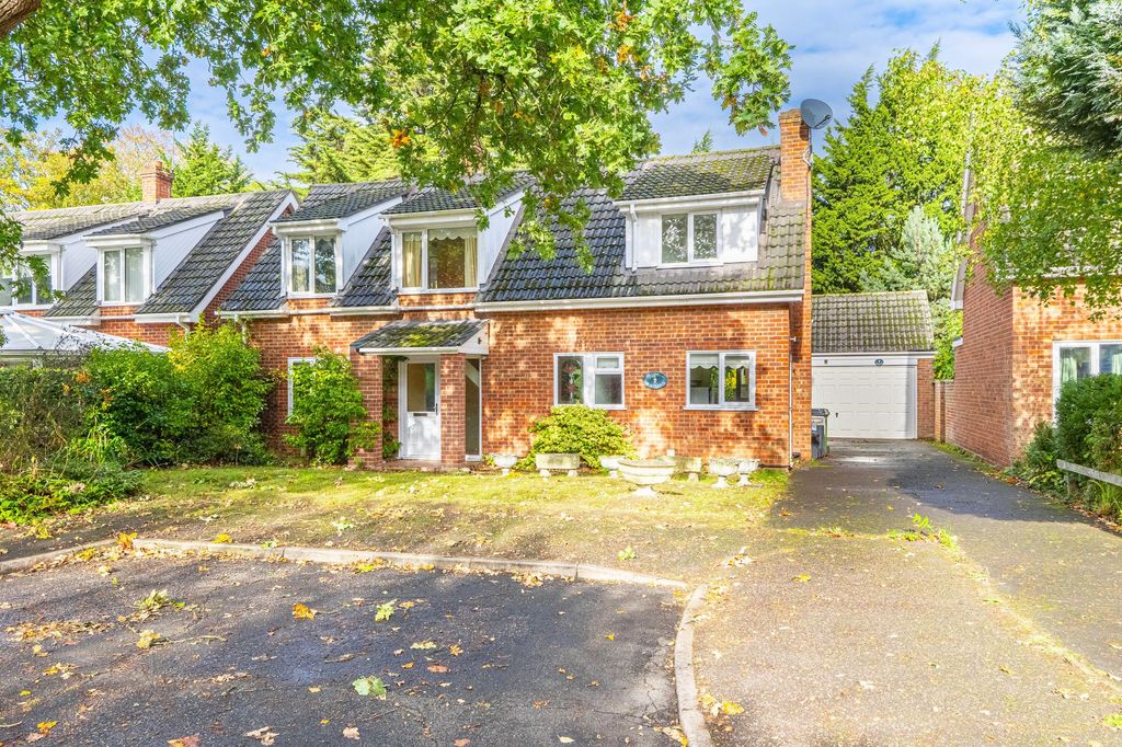 Property photo 1 of 16