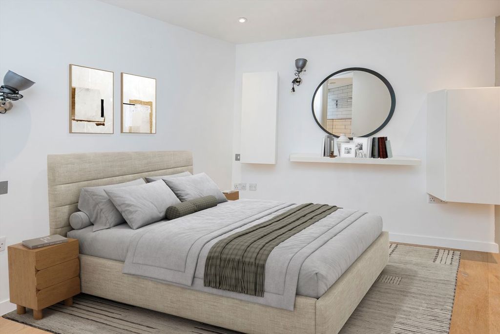 Property photo 3 of 6