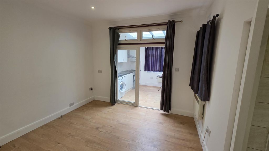 Property photo 2 of 3 Lmr 3.Jpg