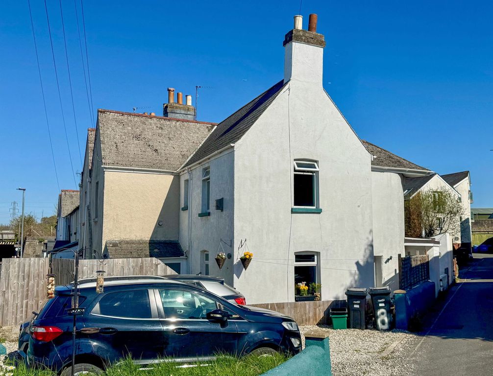 Property photo 1 of 13