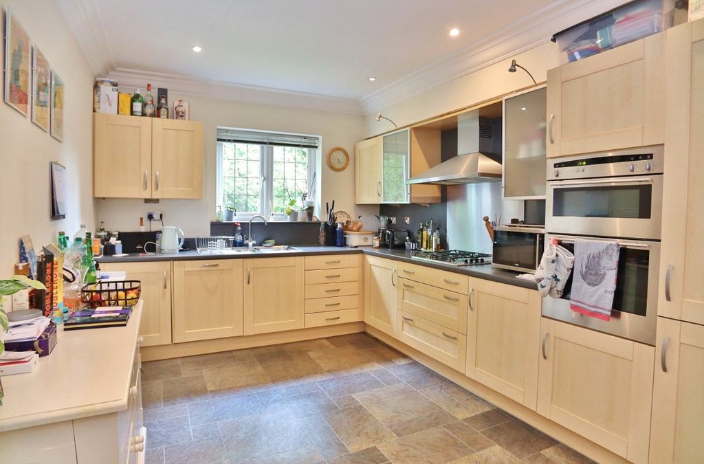 Property photo 2 of 16 Picture No. 07