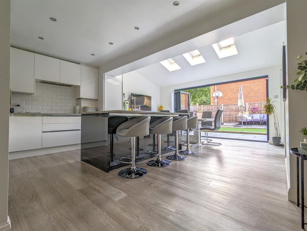 Property photo 3 of 13 Kitchen.Jpg