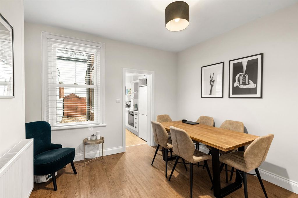 Property photo 3 of 18 15-Denbighrd-004.Jpg