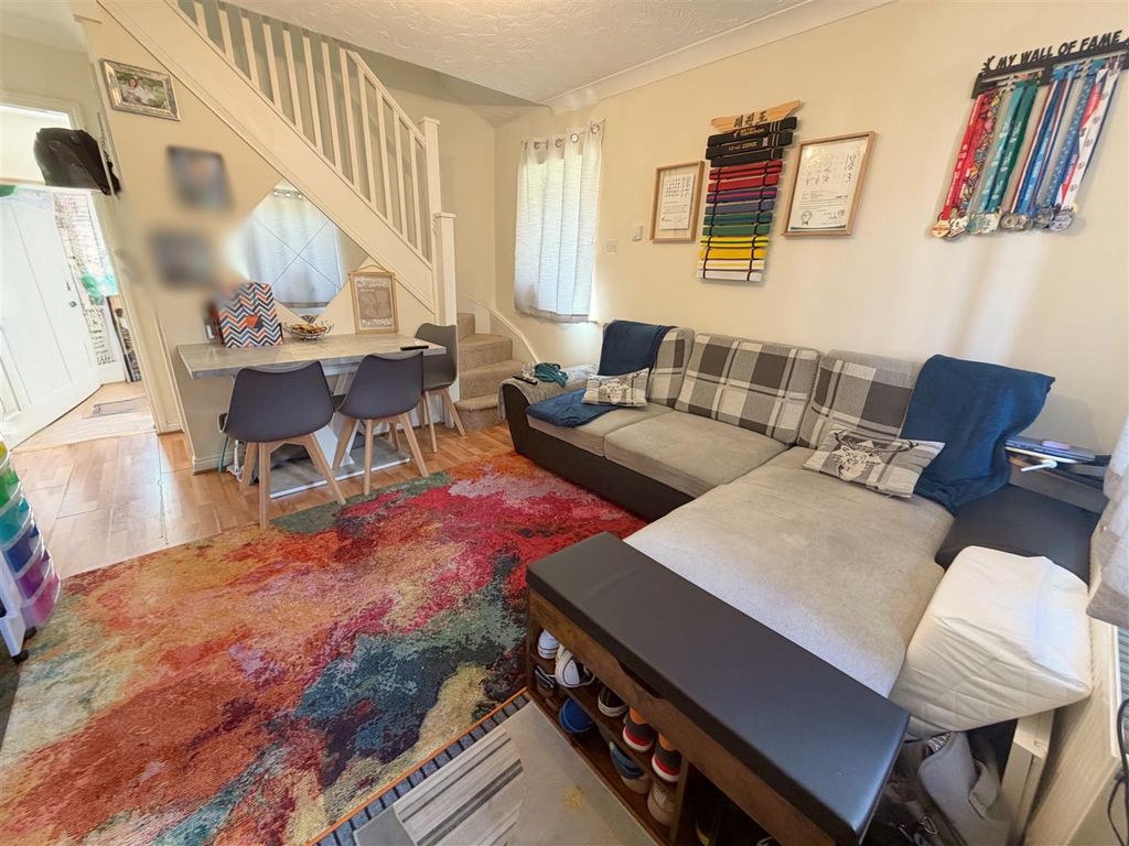 Property photo 2 of 6