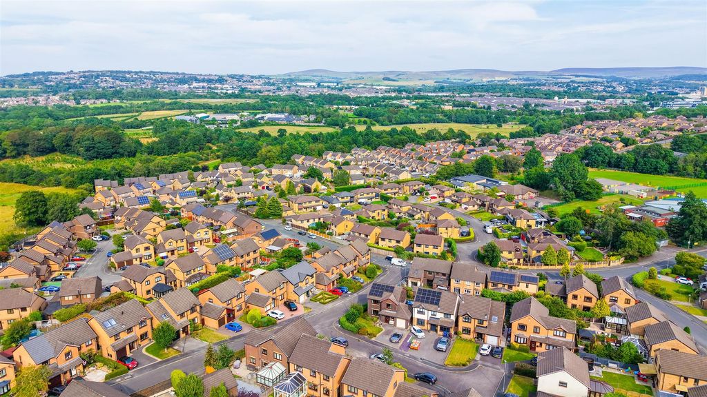Property photo 3 of 29 Dji_Fly_20260803_165624_0062_1785872831429_Photo.J