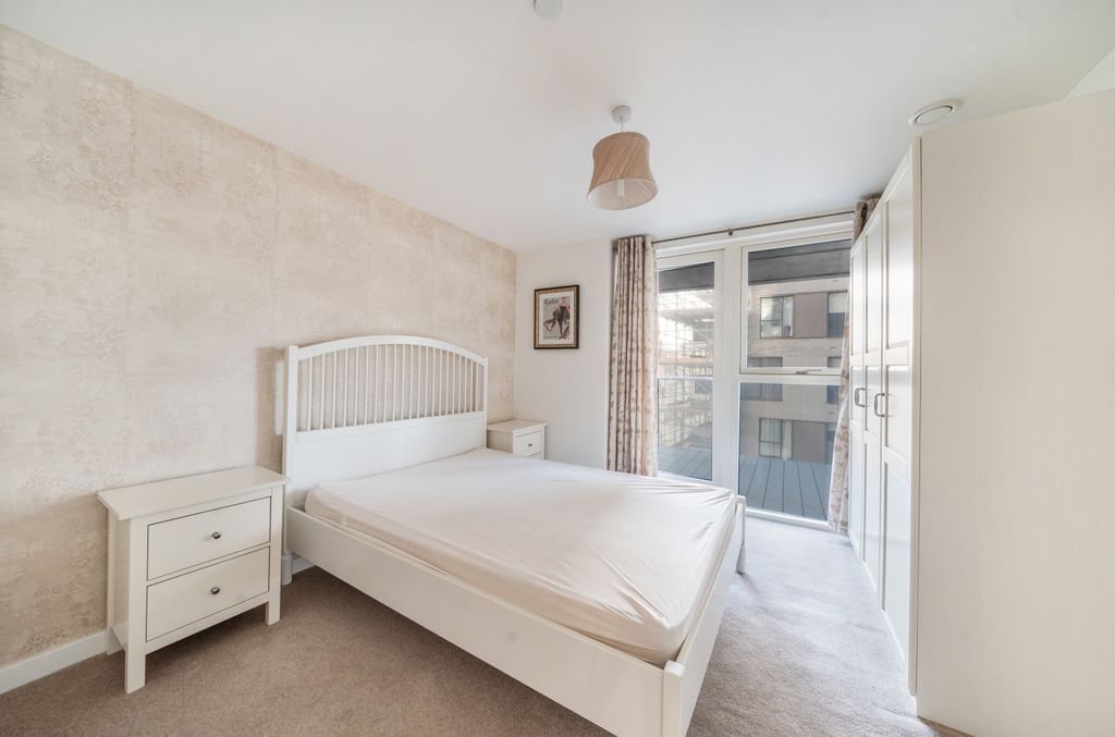 Property photo 3 of 8 1073739 (3).Jpg