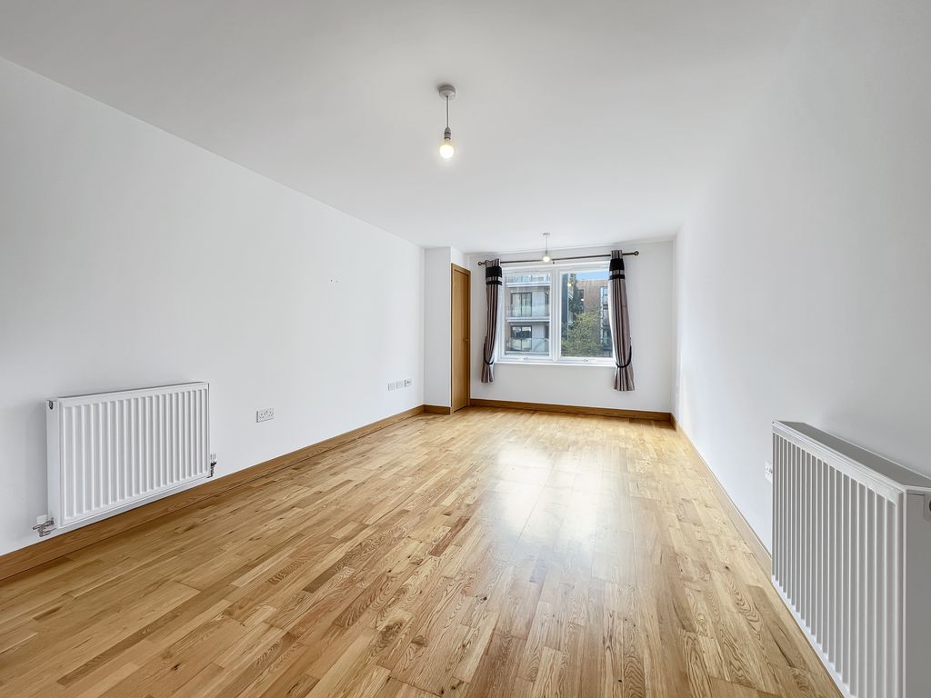 Property photo 2 of 9 Bcb3987Fb80B538B45Fefa573Db2E4390774315c