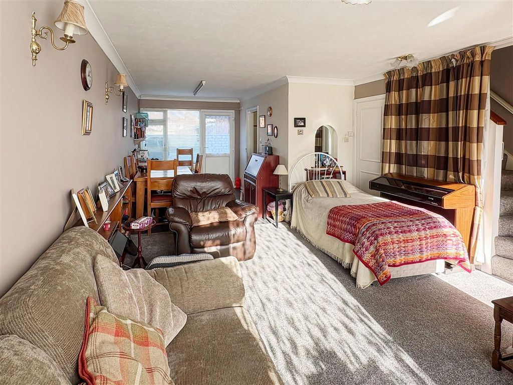 Property photo 2 of 16 Image00031.Jpg