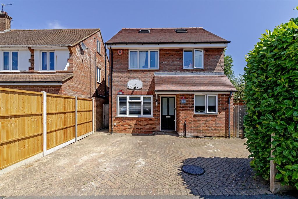 Property photo 1 of 30 2Adownesroad-4.Jpg
