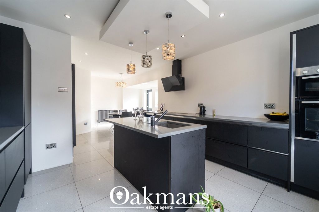 Property photo 3 of 30 Picture No. 69