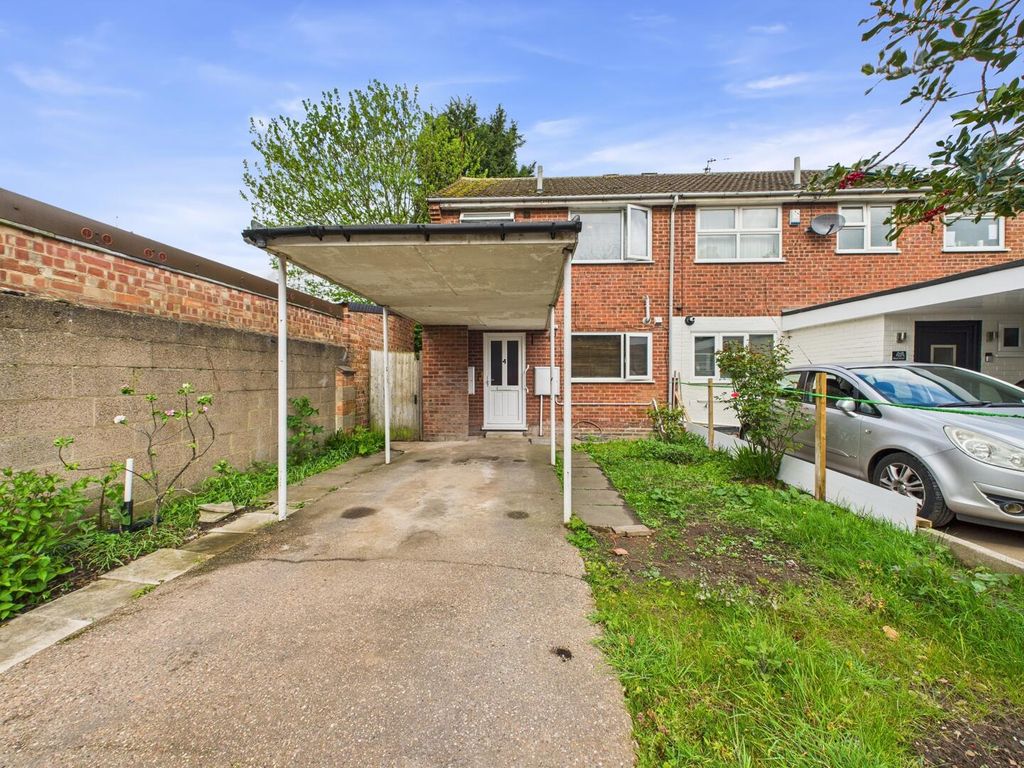 Property photo 1 of 11 Front