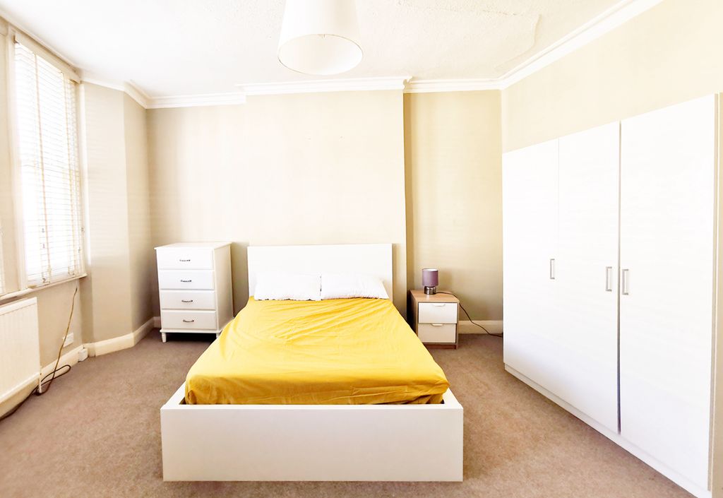 Property photo 1 of 35
