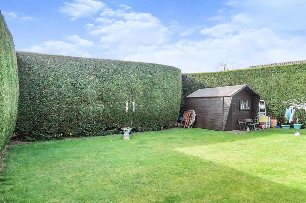 Property photo 2 of 14