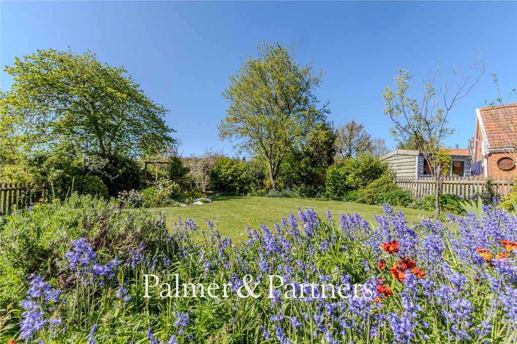 Property photo 2 of 37 Picture No. 59