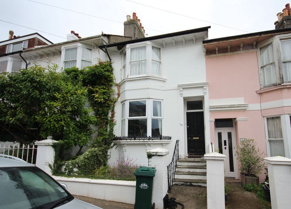 Property photo 1 of 7