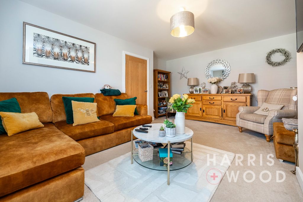 Property photo 2 of 44 4183923
