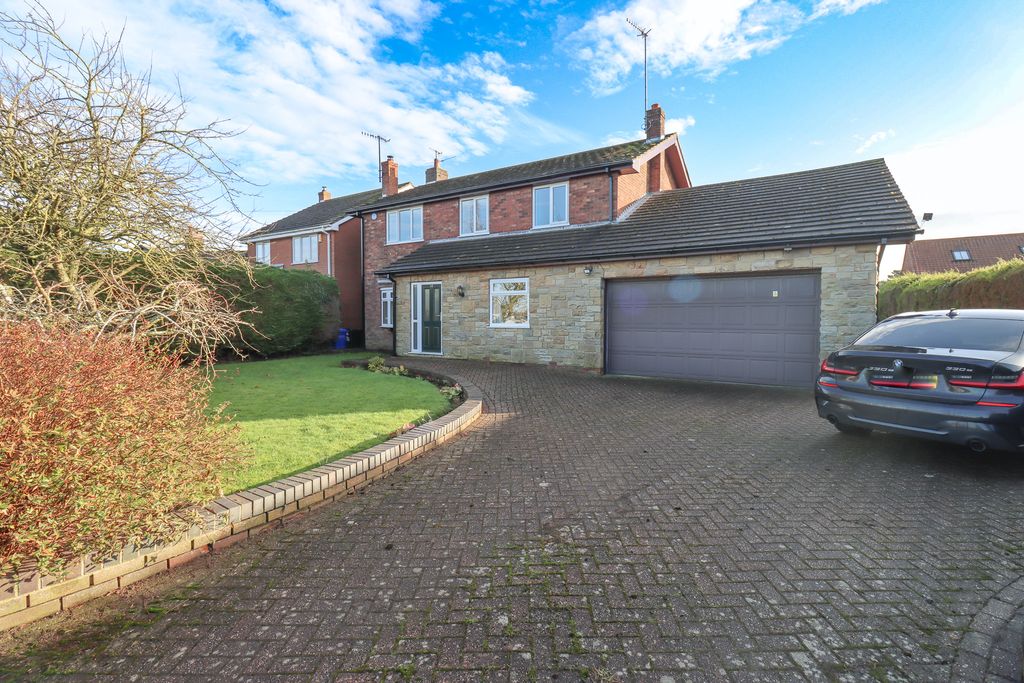 Property photo 1 of 30