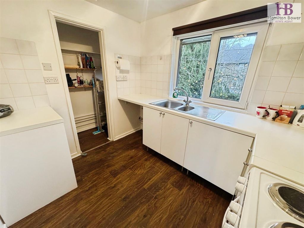 Property photo 3 of 8 Fbd25271-Img_2600.Jpeg