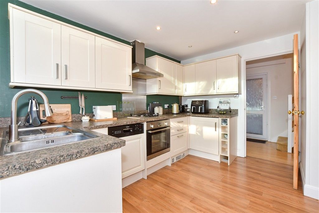 Property photo 2 of 13 Kitchen