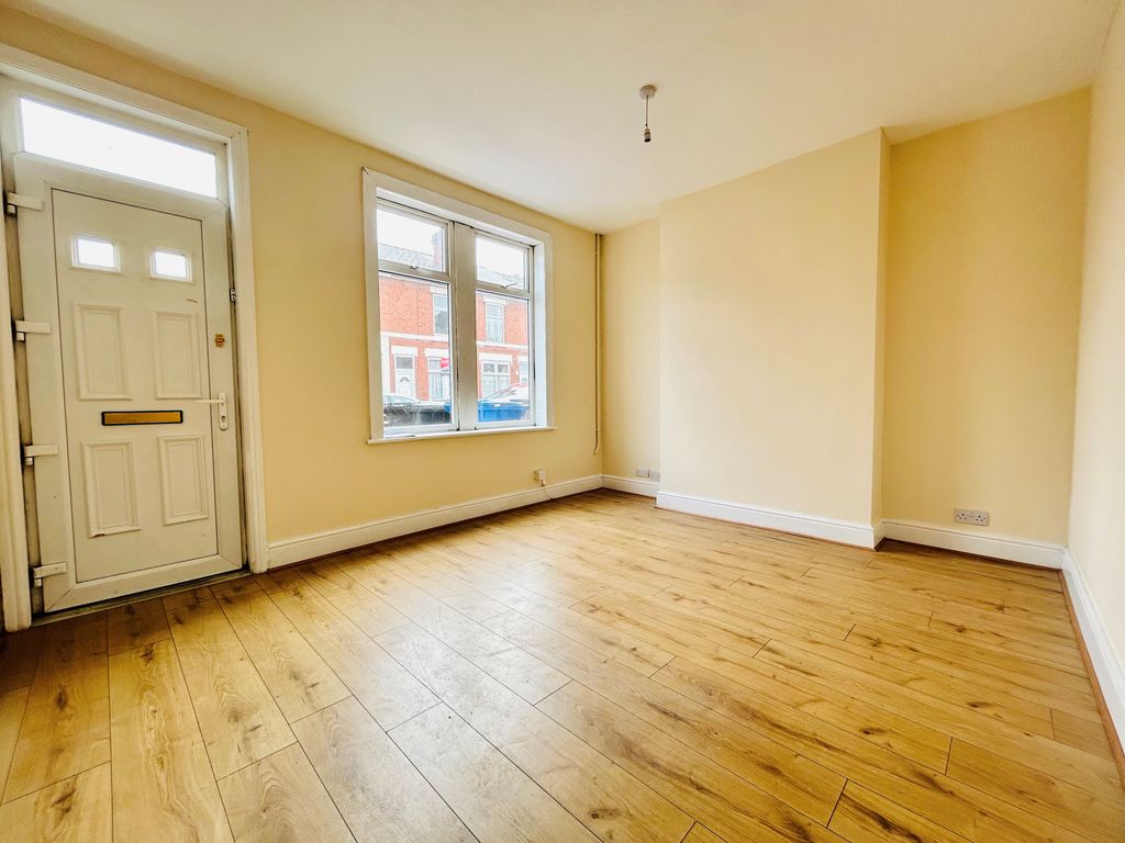 Property photo 2 of 9 Living Room