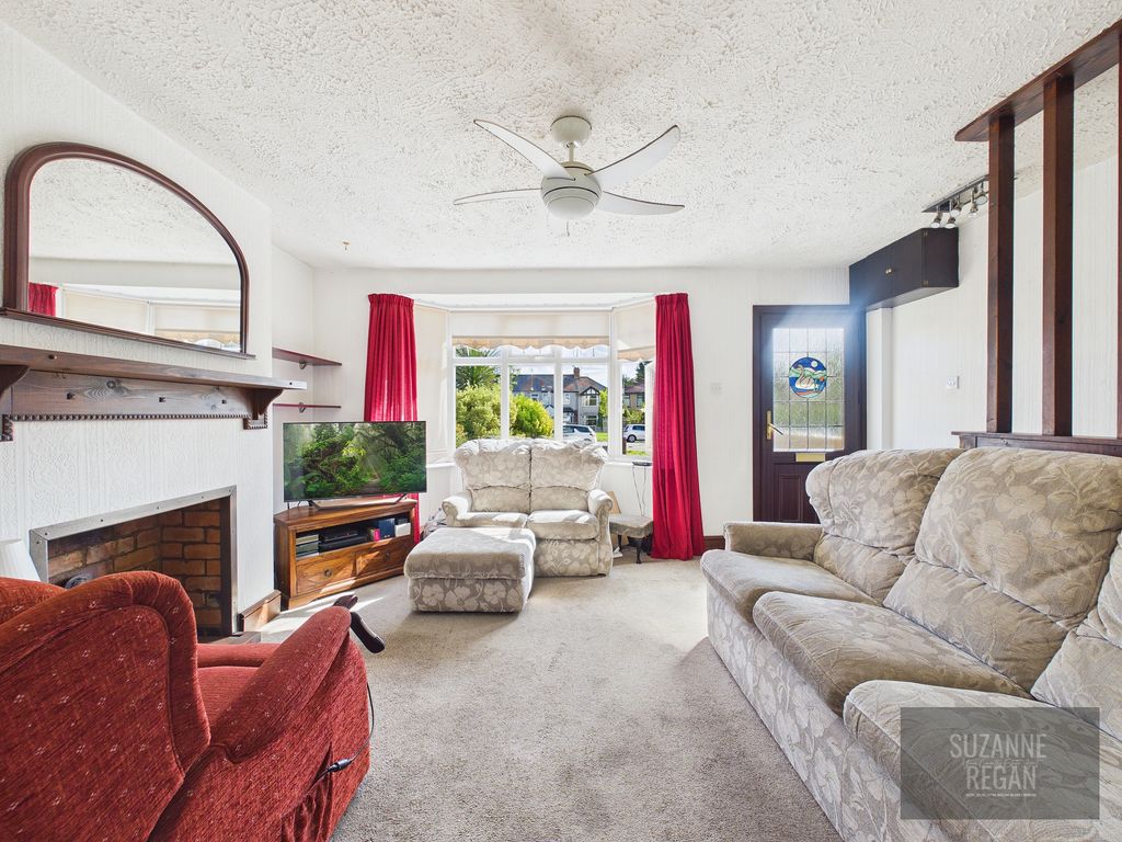 Property photo 3 of 14 Cam05192G0-Pr0371-Still002