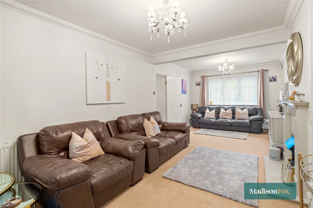 Property photo 3 of 29 Picture No. 28